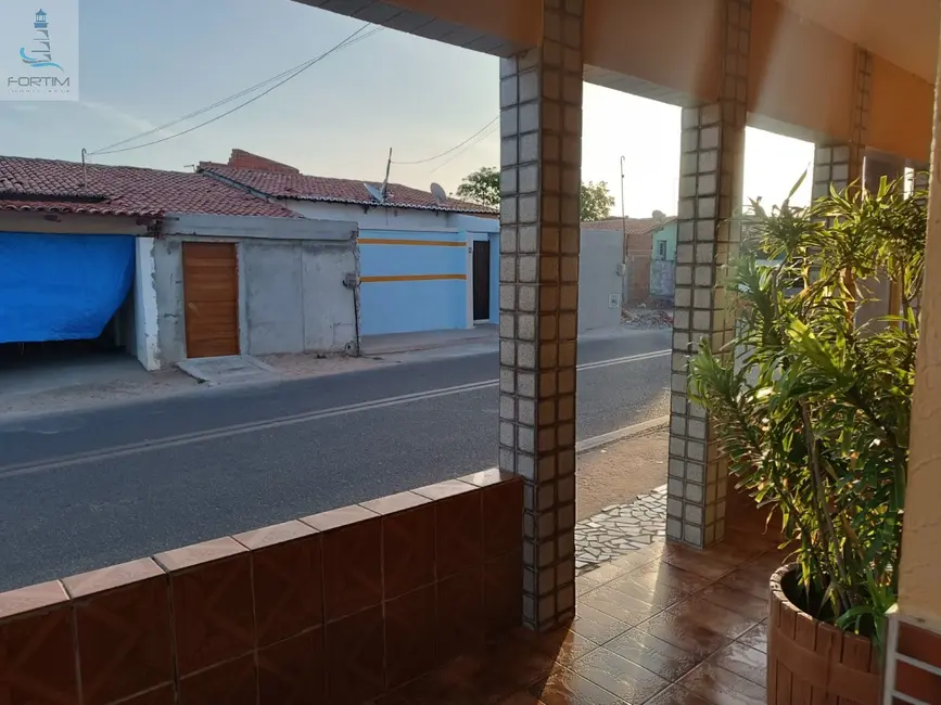 Foto 8 de Casa com 4 quartos à venda, 539m2 em Fortim - CE