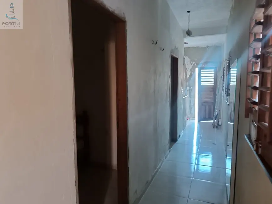 Foto 9 de Casa com 2 quartos à venda, 539m2 em Fortim - CE