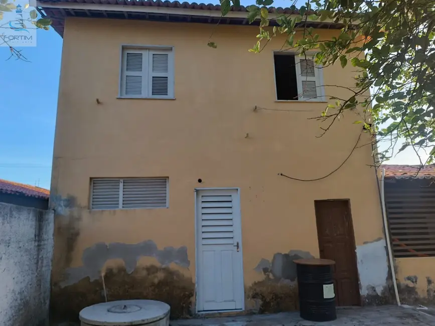 Foto 5 de Casa com 2 quartos à venda, 245m2 em Fortim - CE
