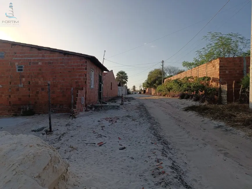 Foto 5 de Casa com 4 quartos à venda, 325m2 em Centro, Fortim - CE