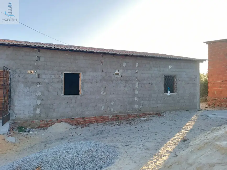Foto 2 de Casa com 4 quartos à venda, 325m2 em Centro, Fortim - CE