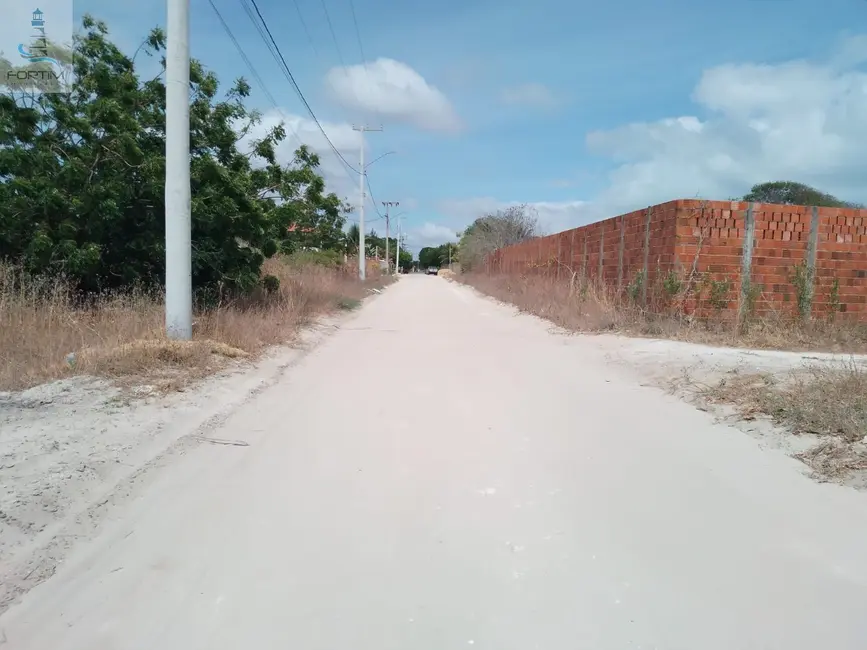 Foto 2 de Terreno / Lote à venda, 720m2 em Beberibe - CE