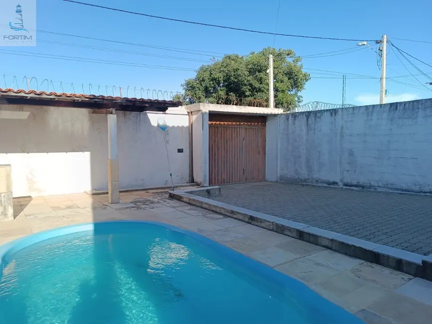 Foto 6 de Casa com 3 quartos à venda, 260m2 em Fortim - CE