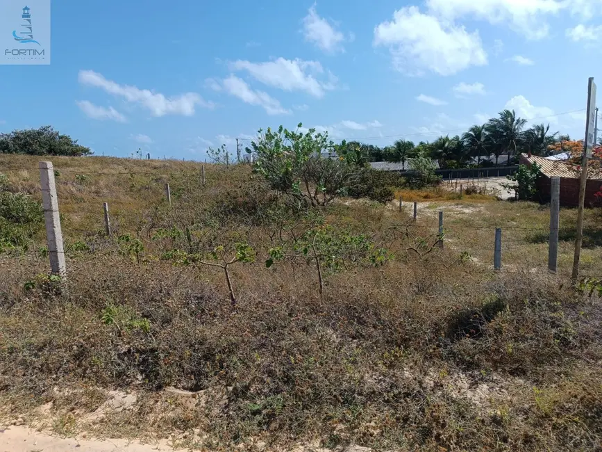 Foto 3 de Terreno / Lote à venda, 396m2 em Fortim - CE