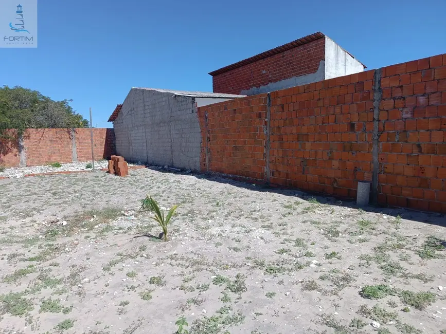 Foto 9 de Terreno / Lote à venda, 350m2 em Centro, Fortim - CE