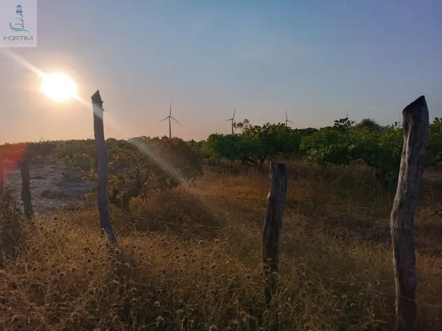 Foto 6 de Terreno / Lote à venda, 720m2 em Fortim - CE