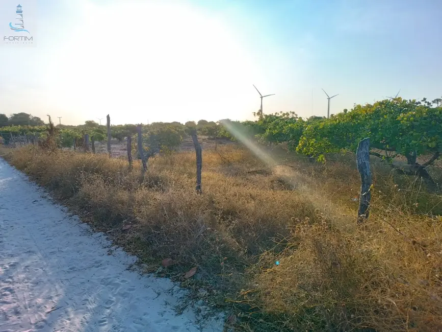 Foto 4 de Terreno / Lote à venda, 720m2 em Fortim - CE