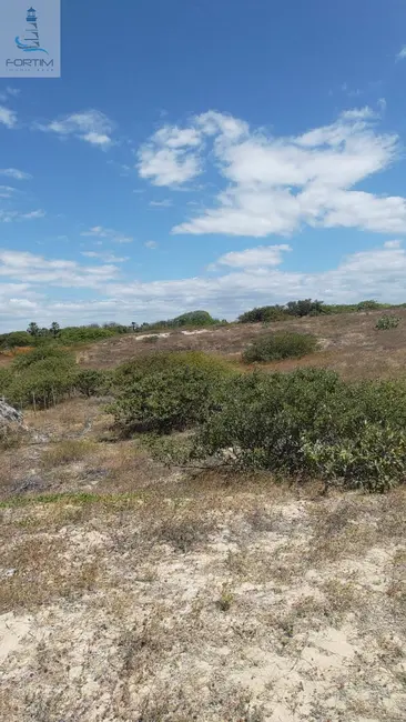 Foto 6 de Terreno / Lote à venda, 990m2 em Fortim - CE