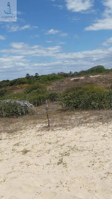 Foto 3 de Terreno / Lote à venda, 990m2 em Fortim - CE