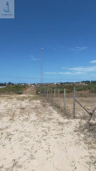 Foto 4 de Terreno / Lote à venda, 990m2 em Fortim - CE