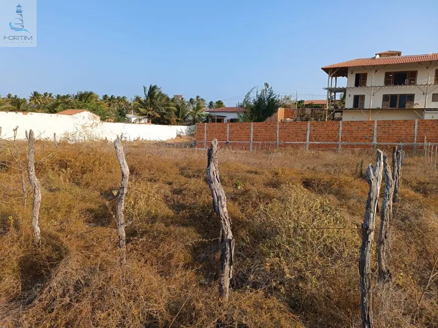 Foto 4 de Terreno / Lote à venda, 396m2 em Fortim - CE