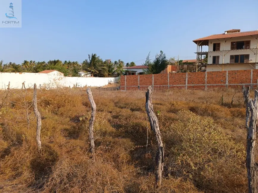 Foto 3 de Terreno / Lote à venda, 396m2 em Fortim - CE