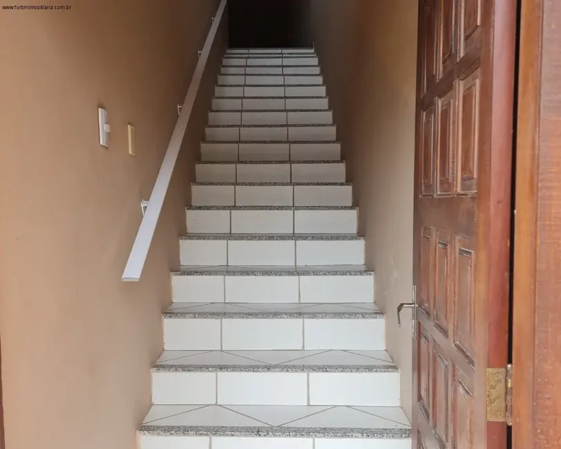 Foto 2 de Casa com 2 quartos à venda, 440m2 em Centro, Fortim - CE