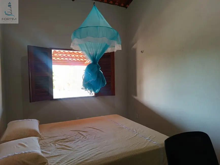 Foto 6 de Casa com 3 quartos à venda, 335m2 em Fortim - CE