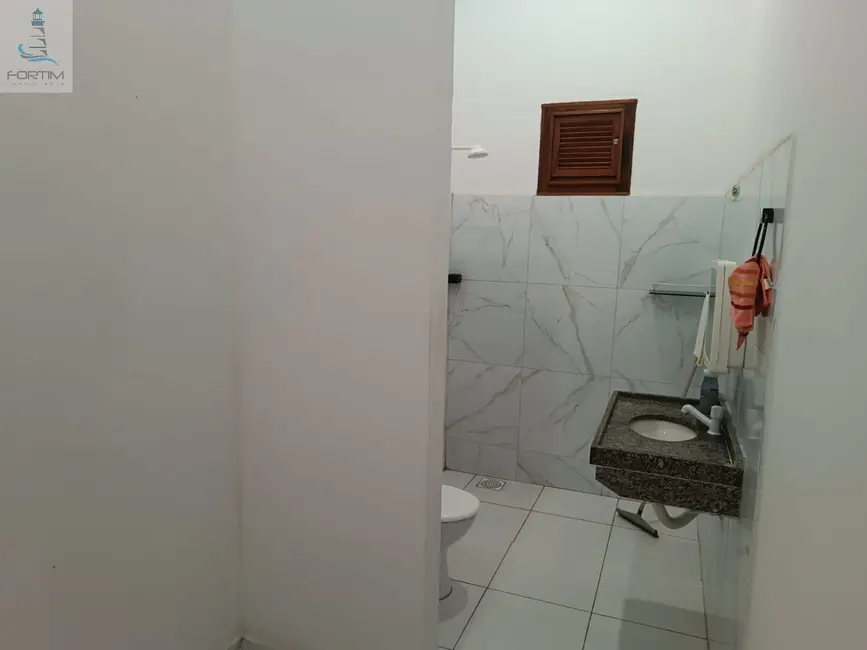 Foto 4 de Casa com 3 quartos à venda, 335m2 em Fortim - CE