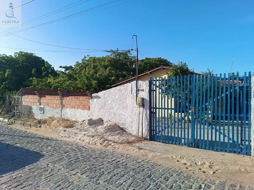 Foto 2 de Casa com 3 quartos à venda, 1400m2 em Centro, Fortim - CE