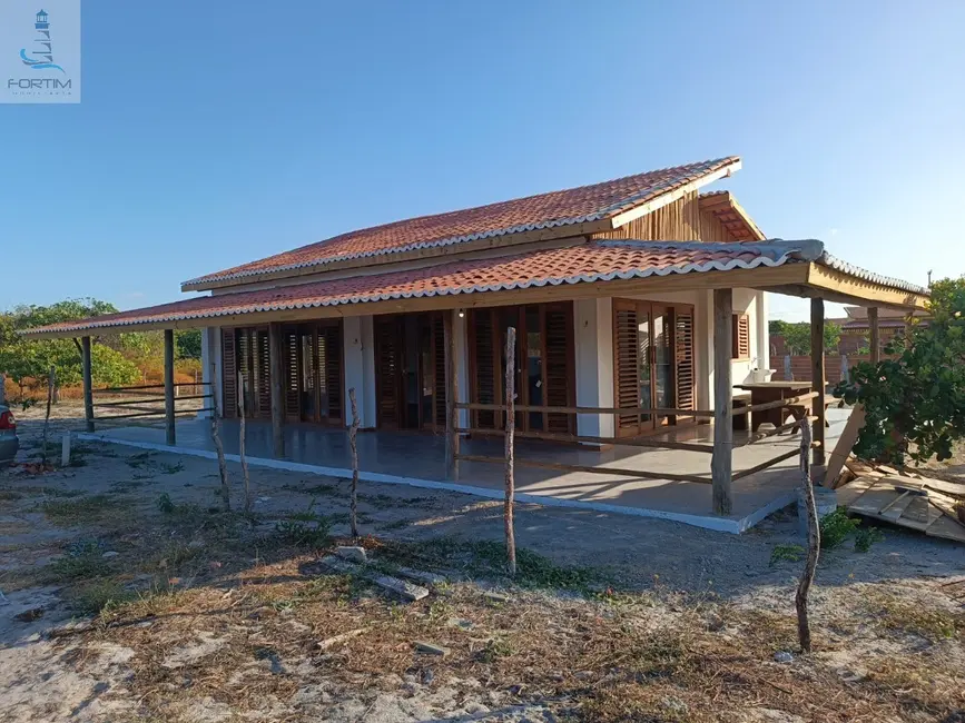 Foto 2 de Casa com 2 quartos à venda, 840m2 em Fortim - CE