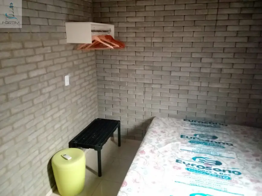 Foto 2 de Casa com 1 quarto para alugar, 300m2 em Fortim - CE