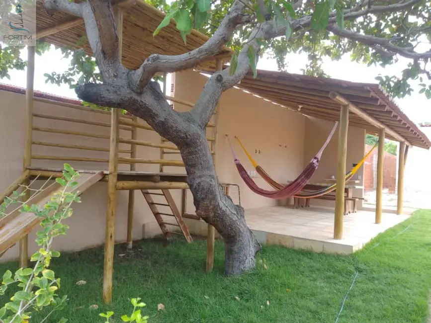 Foto 9 de Casa com 1 quarto para alugar, 300m2 em Fortim - CE
