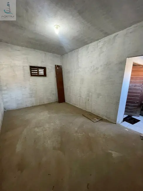 Foto 8 de Casa com 2 quartos à venda, 298m2 em Fortim - CE