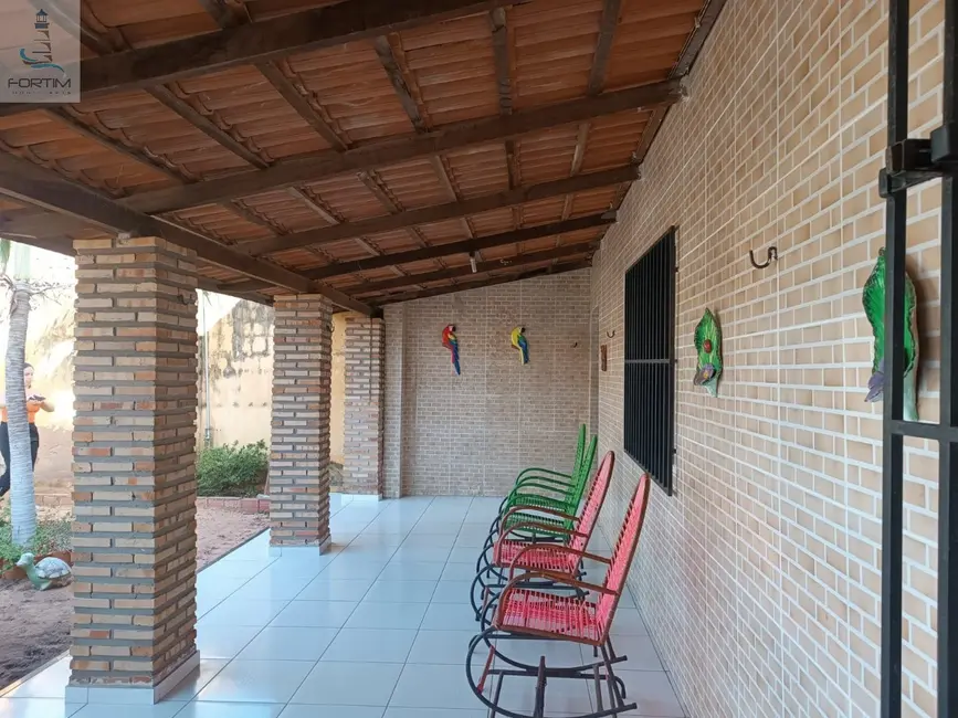 Foto 6 de Sala Comercial com 8 quartos para alugar, 900m2 em Centro, Fortim - CE