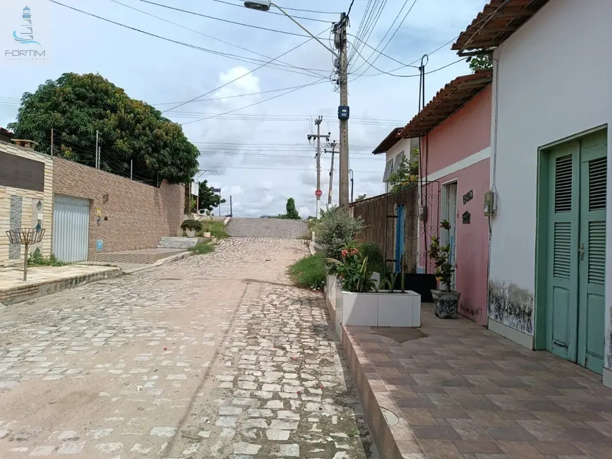 Foto 3 de Casa com 1 quarto à venda, 40m2 em Aracati - CE