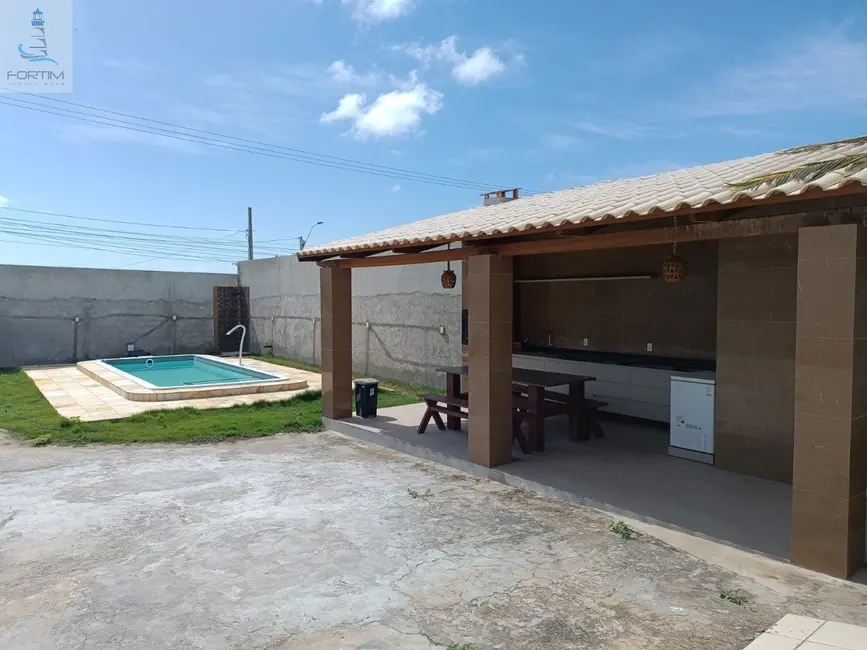 Foto 4 de Casa com 3 quartos à venda, 800m2 em Centro, Fortim - CE