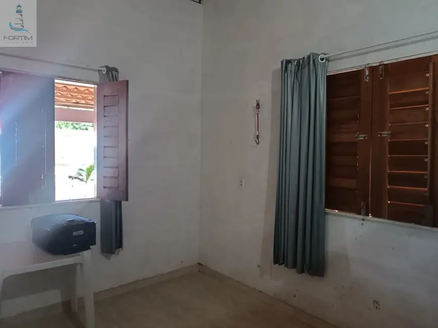 Foto 8 de Casa com 2 quartos à venda, 527m2 em Fortim - CE