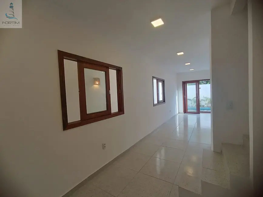 Foto 8 de Casa com 3 quartos à venda em Fortim - CE