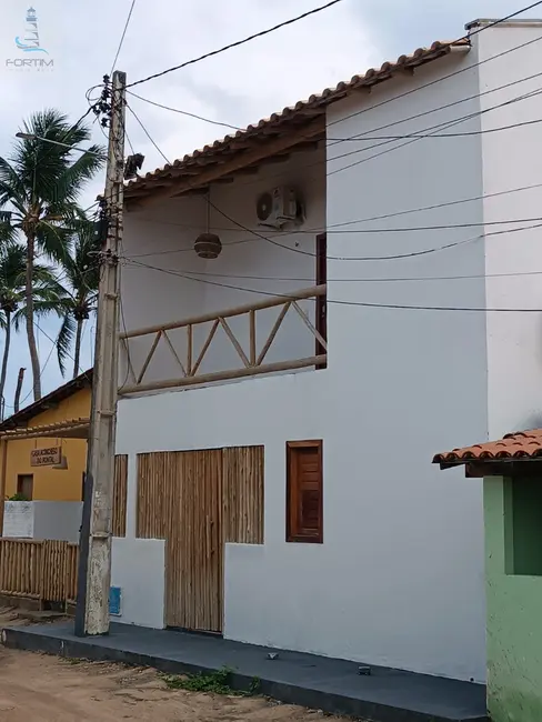 Foto 2 de Casa com 3 quartos à venda em Fortim - CE