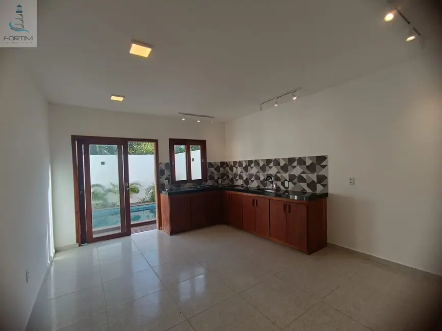 Foto 9 de Casa com 3 quartos à venda em Fortim - CE