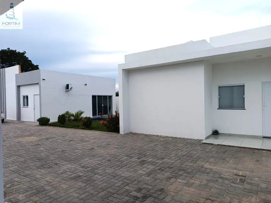 Foto 6 de Casa com 2 quartos à venda, 692m2 em Aracati - CE