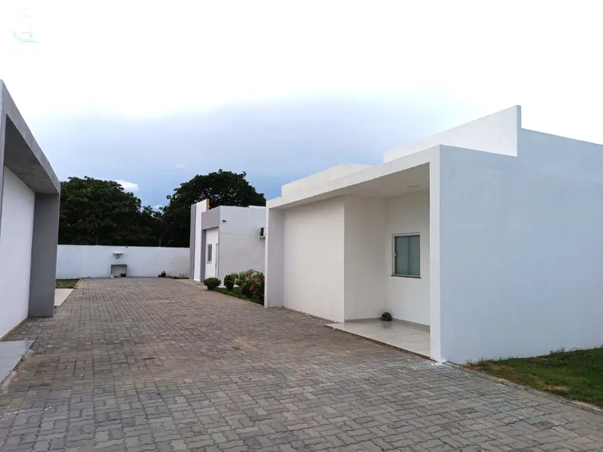 Foto 2 de Casa com 2 quartos à venda, 692m2 em Aracati - CE