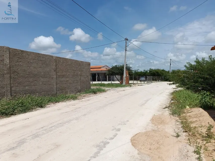 Foto 5 de Casa com 2 quartos à venda, 167m2 em Centro, Fortim - CE