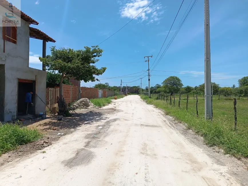 Foto 3 de Casa com 2 quartos à venda, 167m2 em Centro, Fortim - CE