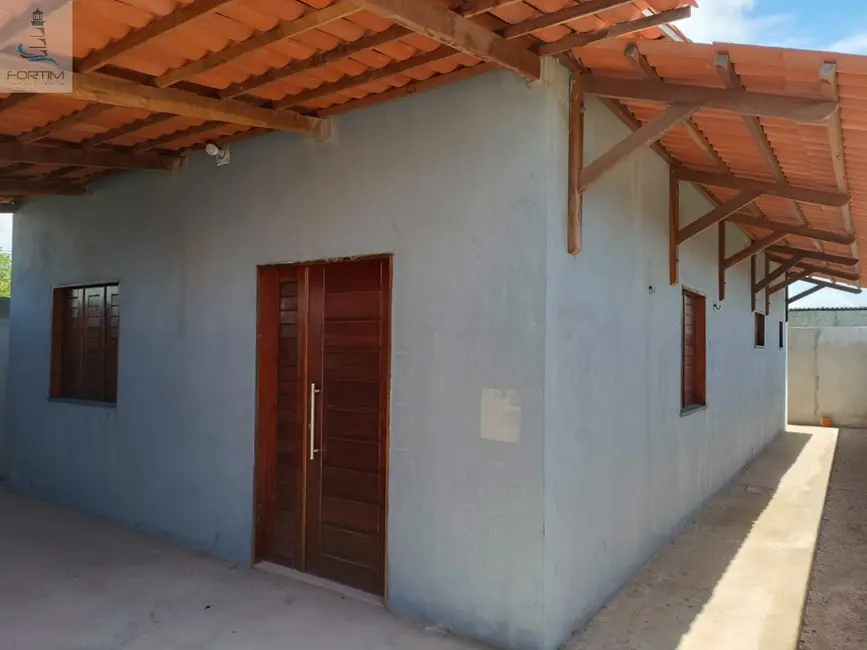 Foto 9 de Casa com 2 quartos à venda, 167m2 em Centro, Fortim - CE