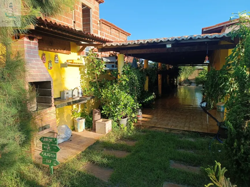 Foto 6 de Casa com 2 quartos à venda, 70m2 em Centro, Fortim - CE