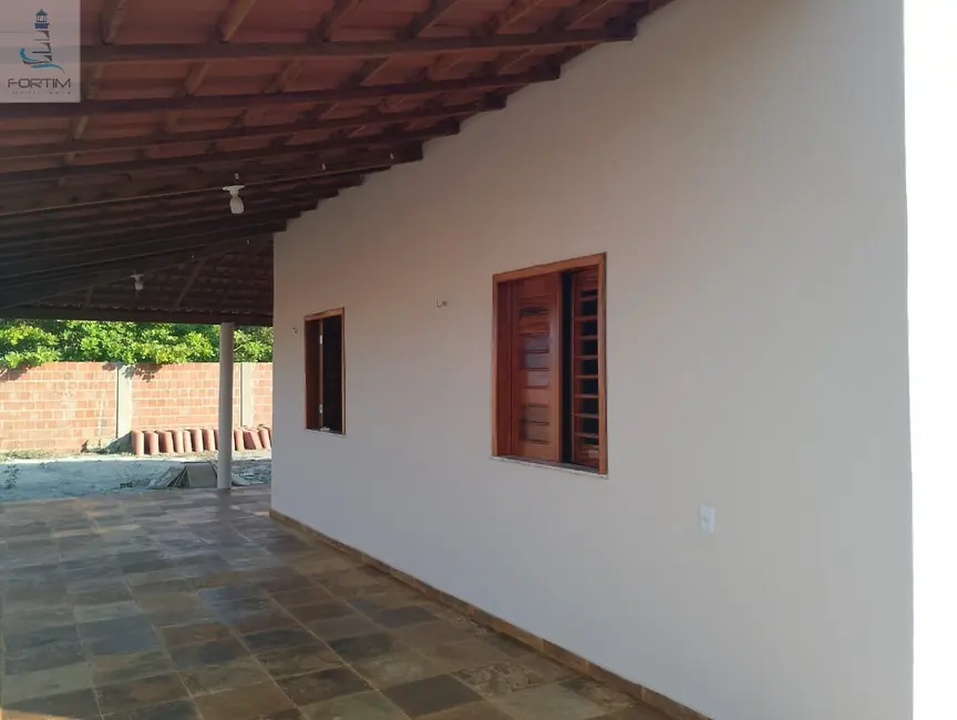 Casa com 2 quartos à venda, 753m2 em Centro, Fortim - CE - imagem 3 Foto 3 de Casa com 2 quartos à venda, 753m2 em Centro, Fortim - CE