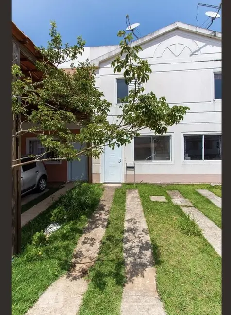 Foto 2 de Casa com 2 quartos para alugar, 60m2 em Jardim Ísis, Cotia - SP
