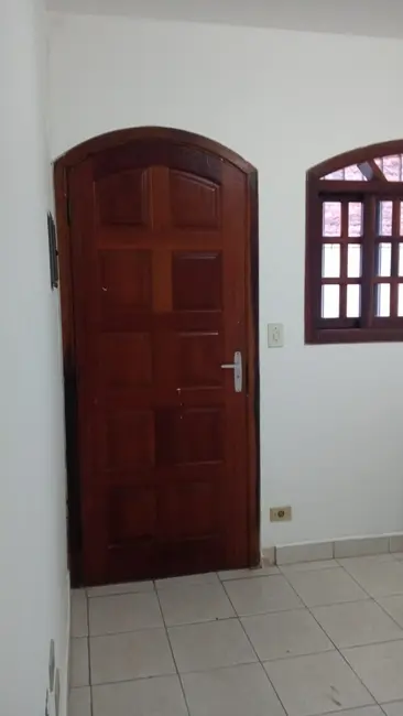 Foto 2 de Casa com 3 quartos à venda, 98m2 em Jardim Sabiá, Cotia - SP