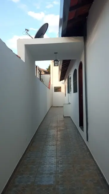 Foto 1 de Casa com 3 quartos à venda, 98m2 em Jardim Sabiá, Cotia - SP