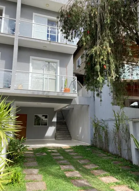 Foto 1 de Casa com 2 quartos à venda, 128m2 em Parque São George, Cotia - SP