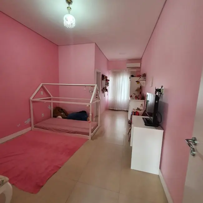 Foto 2 de Casa com 6 quartos à venda, 474m2 em Vargem Grande Paulista - SP