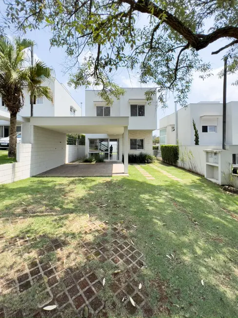 Foto 1 de Casa com 3 quartos à venda, 167m2 em Jardim Pioneiro, Cotia - SP