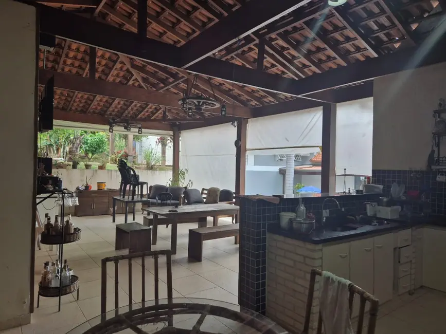 Foto 5 de Casa com 3 quartos à venda, 430m2 em Gramado, Cotia - SP