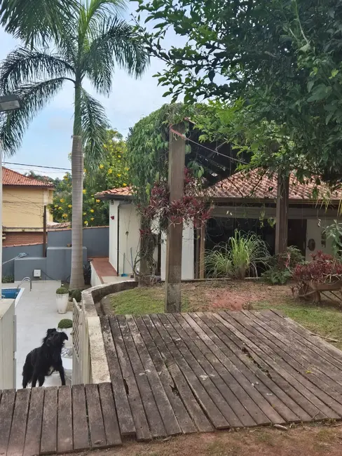 Foto 8 de Casa com 3 quartos à venda, 430m2 em Gramado, Cotia - SP