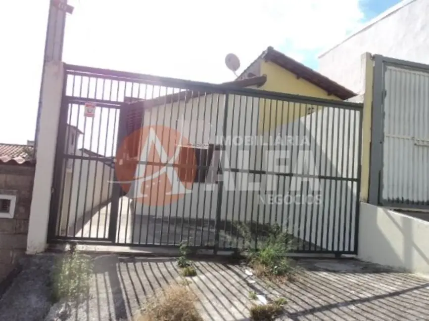 Foto 1 de Casa com 2 quartos para alugar, 120m2 em Jardim Nova Coimbra, Cotia - SP