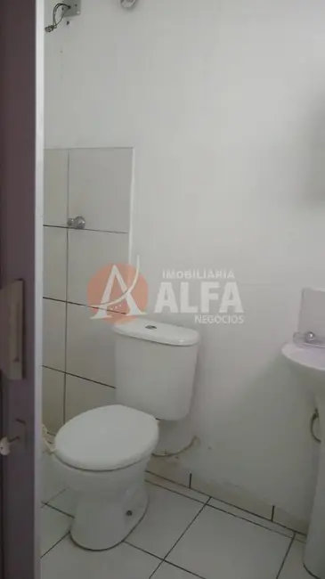 Foto 8 de Casa com 2 quartos para alugar, 90m2 em Jardim Rosalina, Cotia - SP