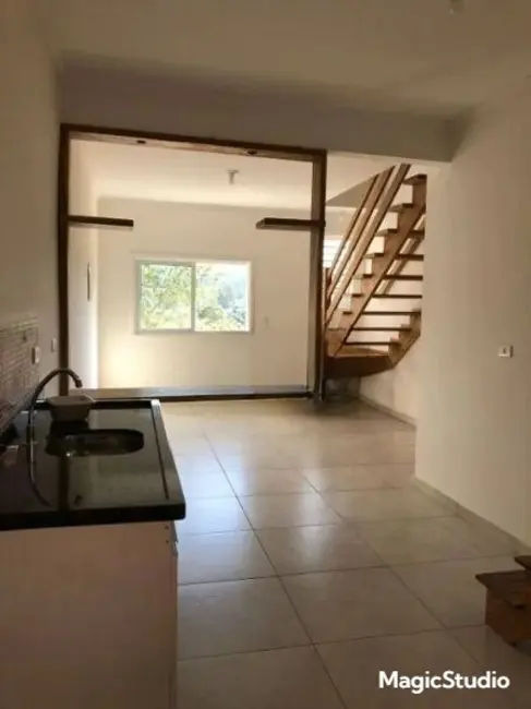 Foto 1 de Casa de Condomínio com 2 quartos para alugar, 90m2 em Jardim Rio das Pedras, Cotia - SP