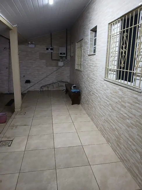 Casa com 3 quartos à venda, 450m2 em Lageadinho, Cotia - SP - imagem 3 Foto 3 de Casa com 3 quartos à venda, 450m2 em Lageadinho, Cotia - SP